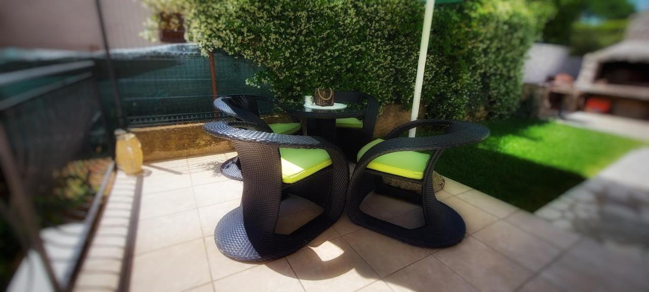קרק Apartmani Tomislav מראה חיצוני תמונה