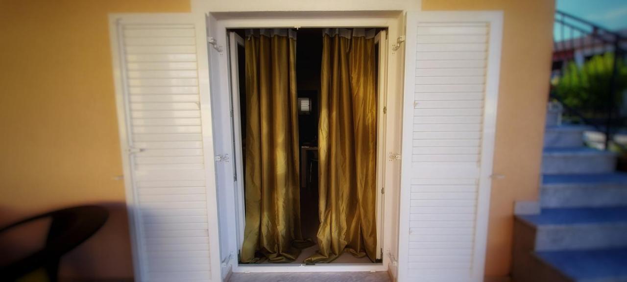 קרק Apartmani Tomislav מראה חיצוני תמונה